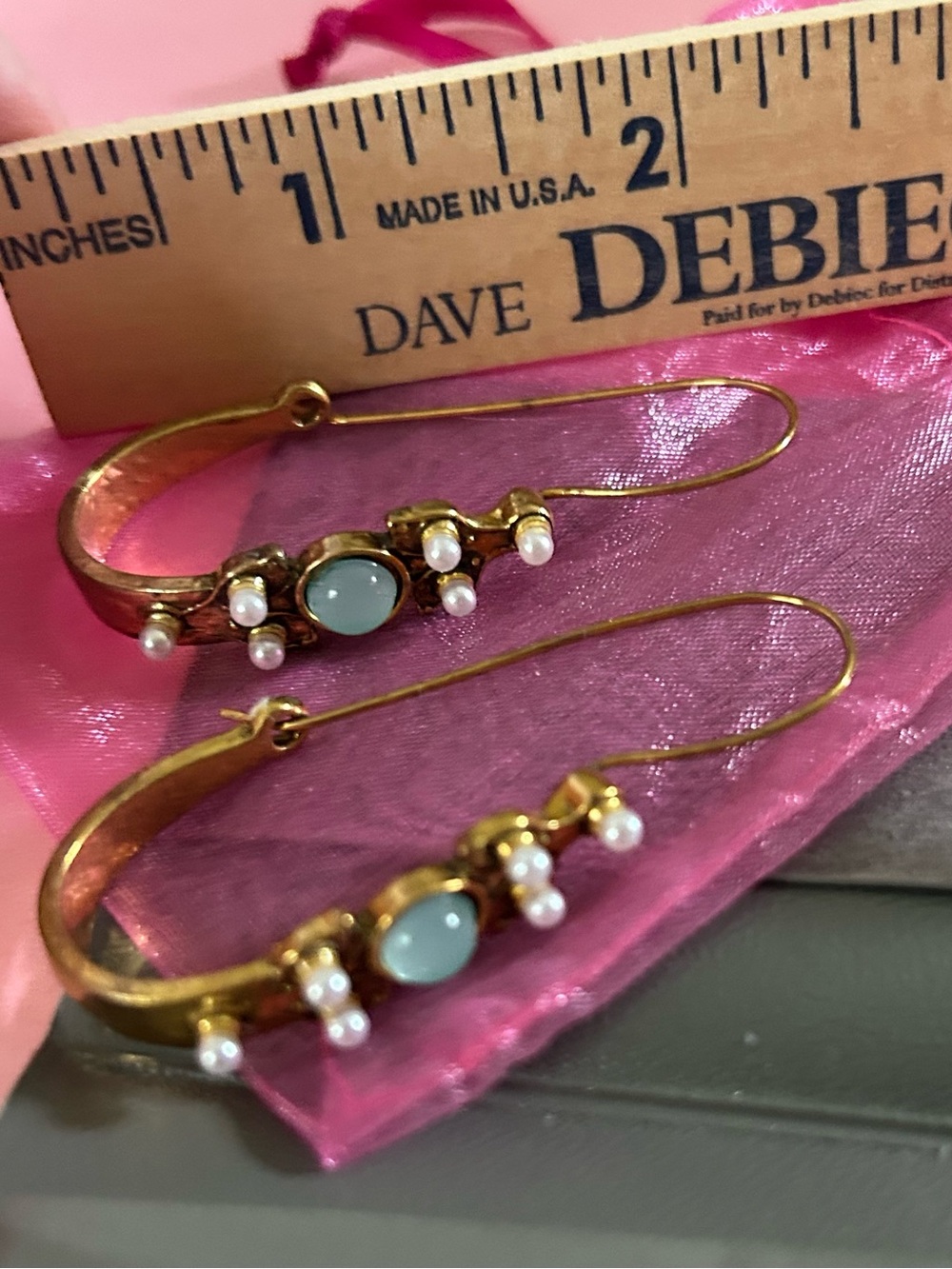 Gold-Tone Earrings with Mint Green Stones and Pearls - Picture 5 of 5